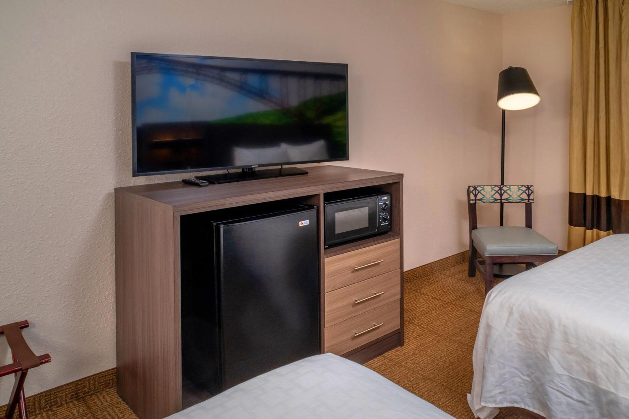 Готель Clarion Pointe Беклі Номер фото